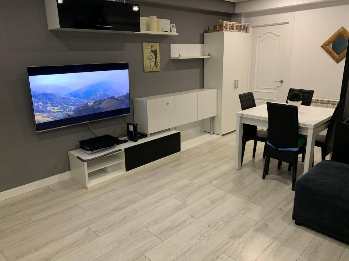 Alojamiento Los Guajes Gijon Exterior photo