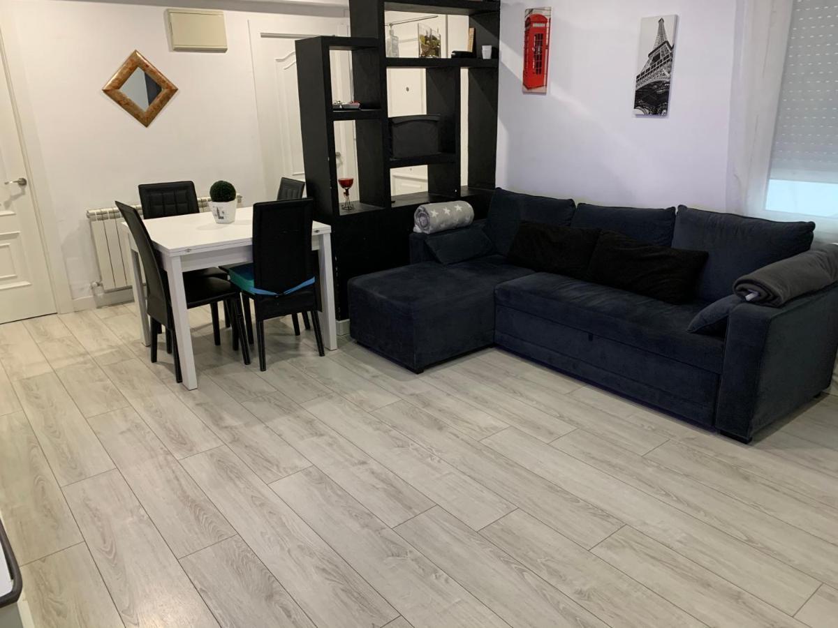 Alojamiento Los Guajes Gijon Exterior photo