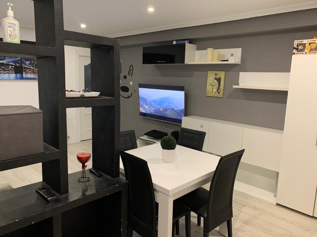 Alojamiento Los Guajes Gijon Exterior photo